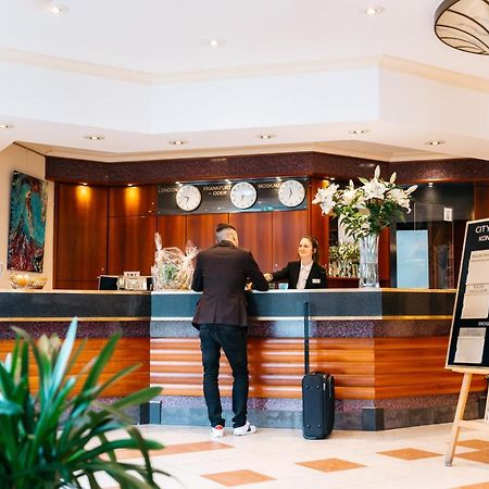 City Park Hotel Frankfurt  Bagian luar foto