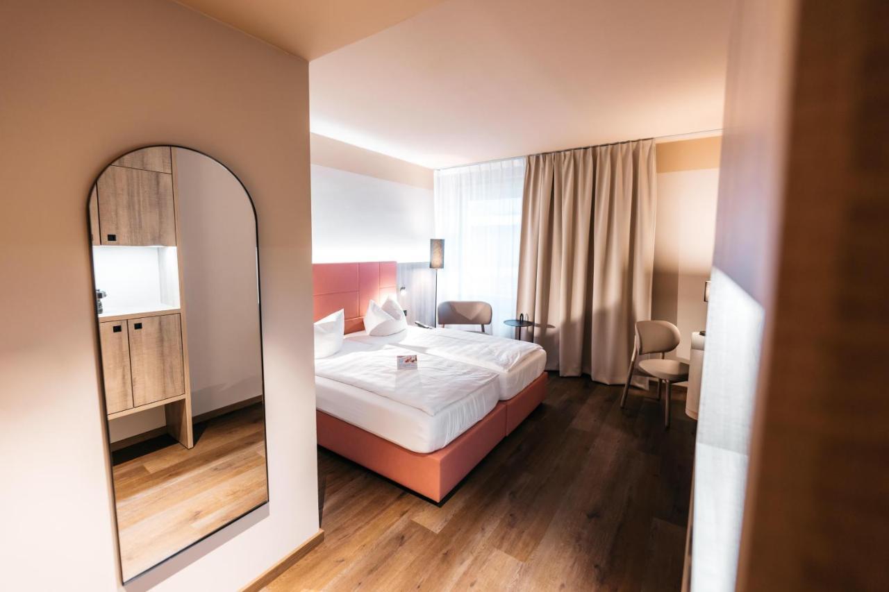 City Park Hotel Frankfurt  Bagian luar foto
