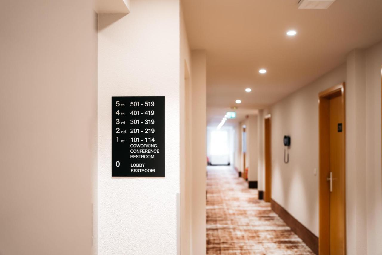 City Park Hotel Frankfurt  Bagian luar foto