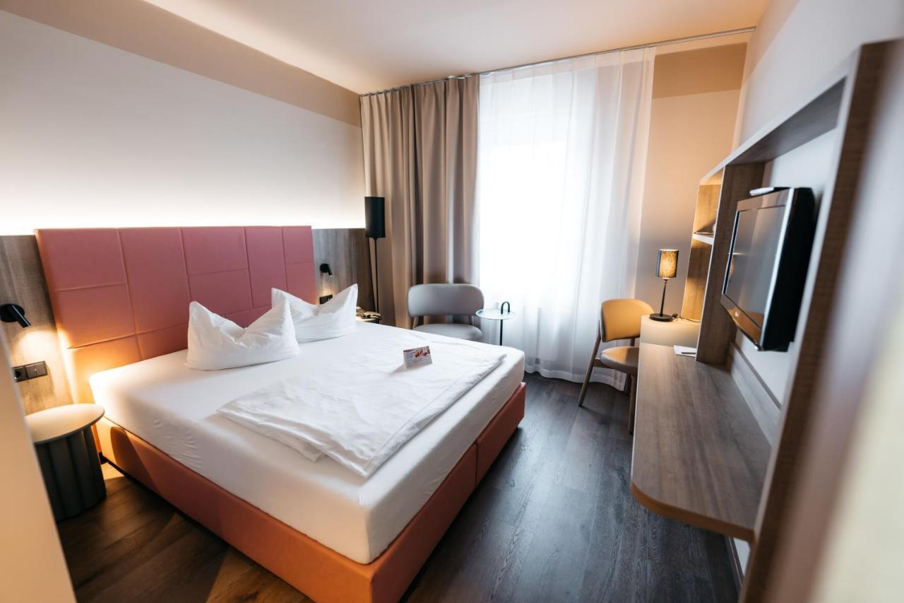 City Park Hotel Frankfurt  Bagian luar foto