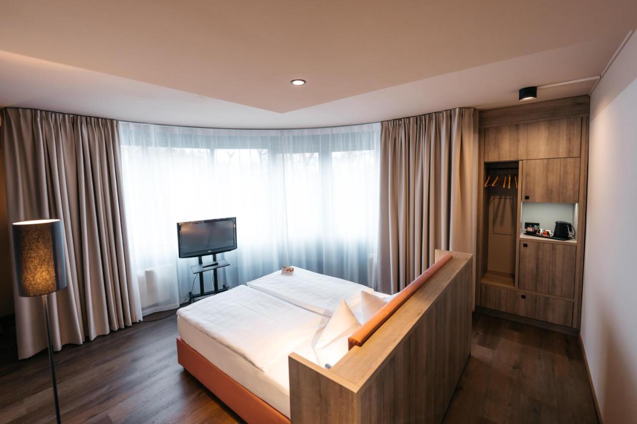City Park Hotel Frankfurt  Bagian luar foto