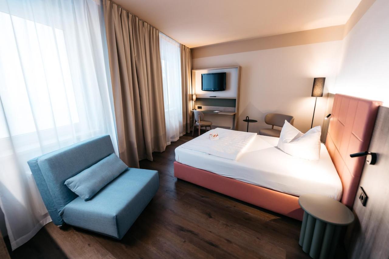 City Park Hotel Frankfurt  Bagian luar foto