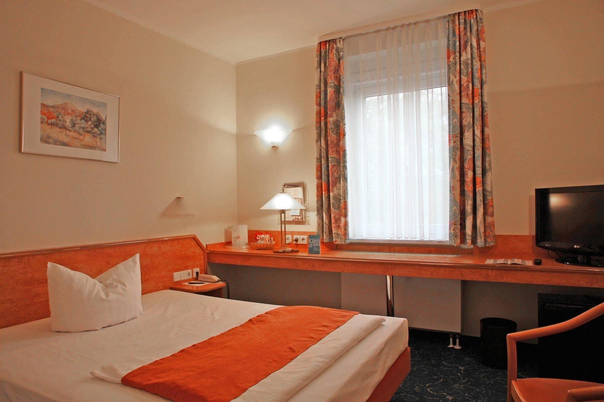 City Park Hotel Frankfurt  Bagian luar foto
